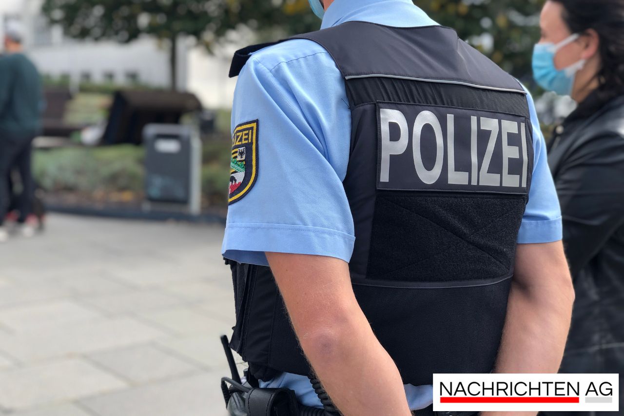 87-Jähriger kracht betrunken in Wels gegen Betonsäule - Verletzter Pensionist!